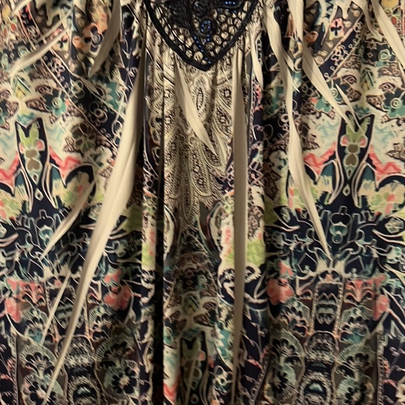 1x multiple colors. Short sleeve. Swing bottom - Picture 4 of 5